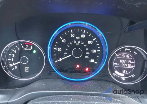 2018 Honda Hr-V Lx z USA, uszkodzony, nr VIN 3CZRU6H39JM731595